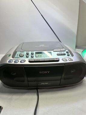 Sony CFD-S01 Boombox CD Player Cassette Tape Recorder FM Radio – Tested Works